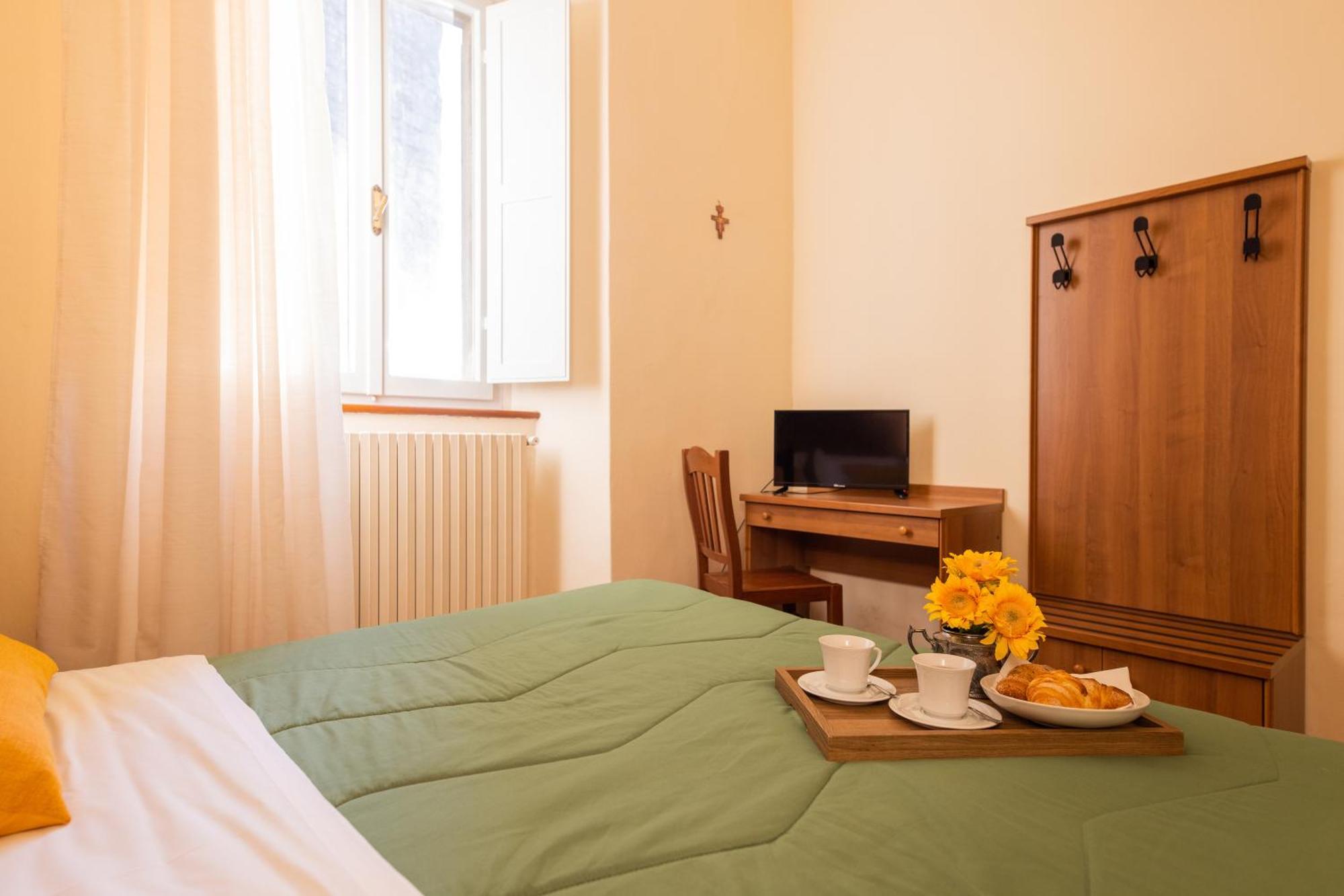 B&B San Francesco Cortona Buitenkant foto